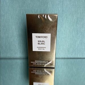 Tom Ford Soleil Blanc Shimmering Body Oil in Gold